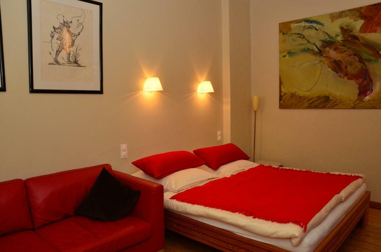 Zentral Gelegen - Stilvolles Appartment In Moabit Berlin Extérieur photo