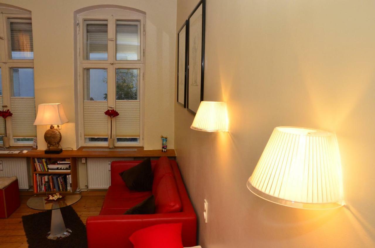 Zentral Gelegen - Stilvolles Appartment In Moabit Berlin Extérieur photo